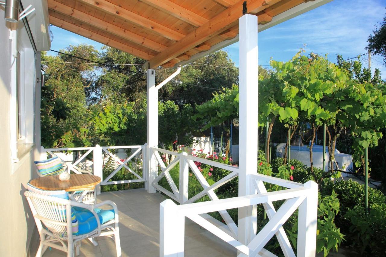 Blue Sky Cottage, Kanouli Beach Χαλικούνας Εξωτερικό φωτογραφία