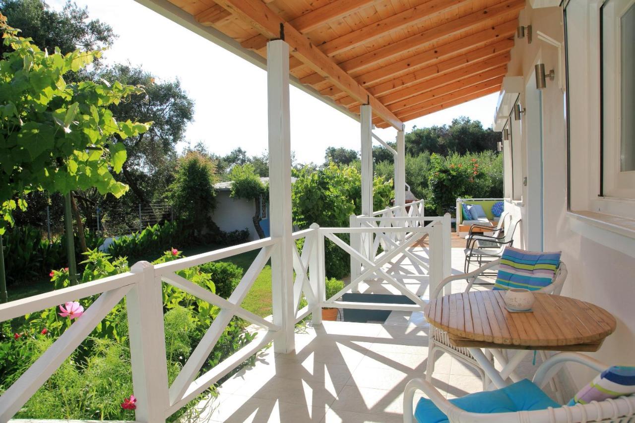 Blue Sky Cottage, Kanouli Beach Χαλικούνας Εξωτερικό φωτογραφία