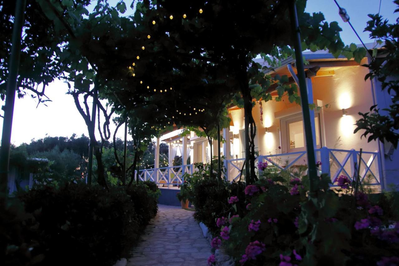 Blue Sky Cottage, Kanouli Beach Χαλικούνας Εξωτερικό φωτογραφία